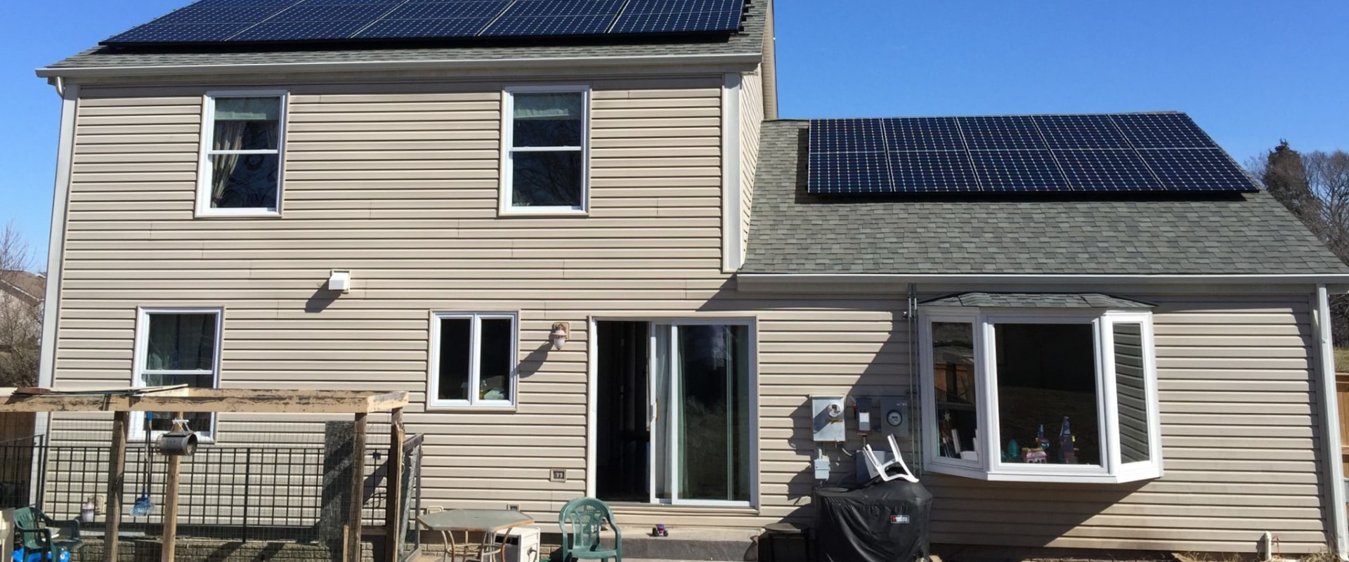Can Solar Panels Keep Your Home Powered During Outages?